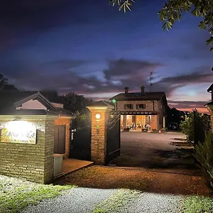 https://locanda-moca.emilia-romagnahotels.net